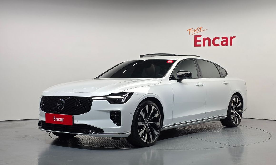 Volvo S90 2026