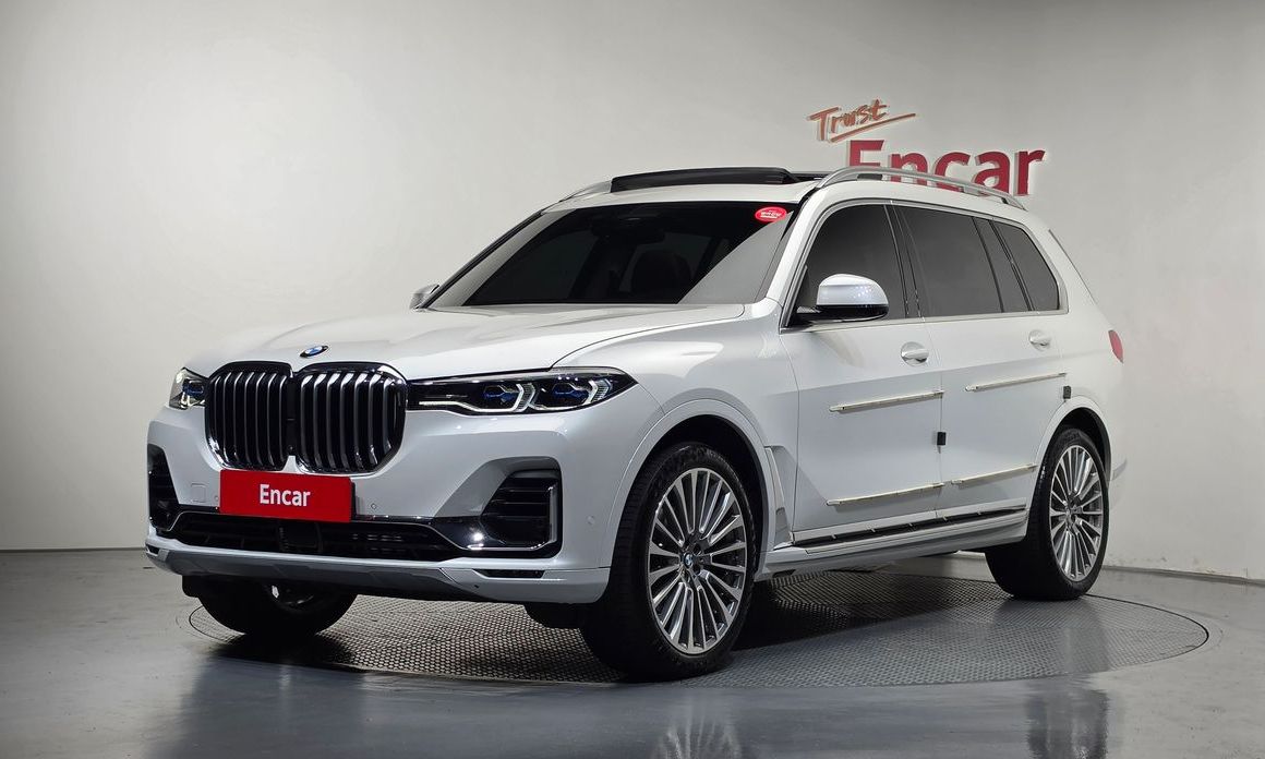 BMW X7 2021