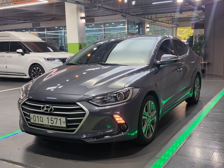 Hyundai AVANTE 2018