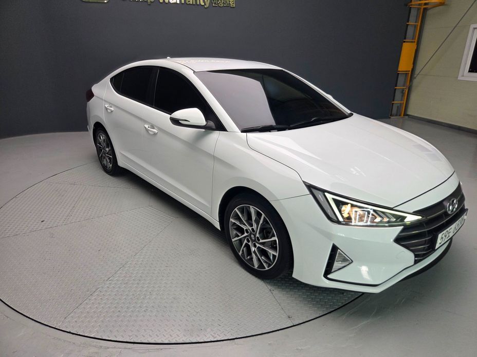 Hyundai AVANTE 2020