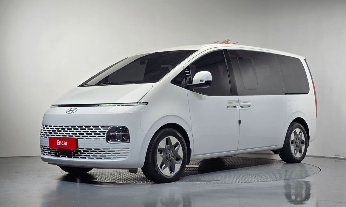 Hyundai Staria 2025