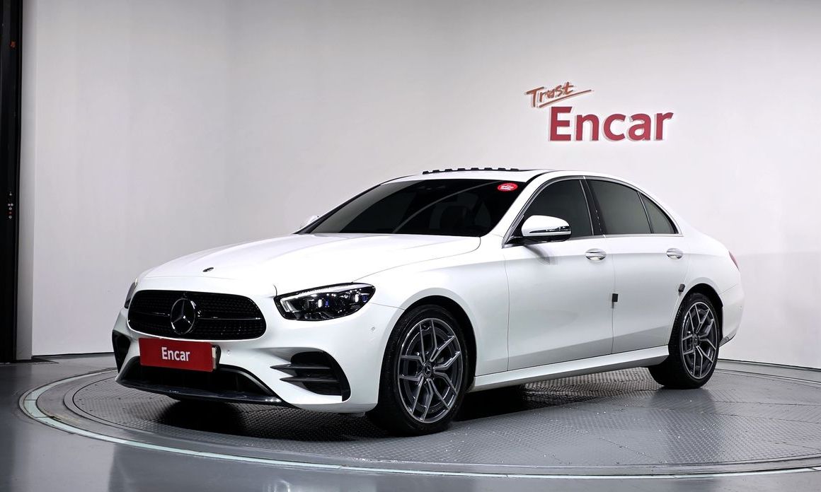 Mercedes-Benz E-Class 2021