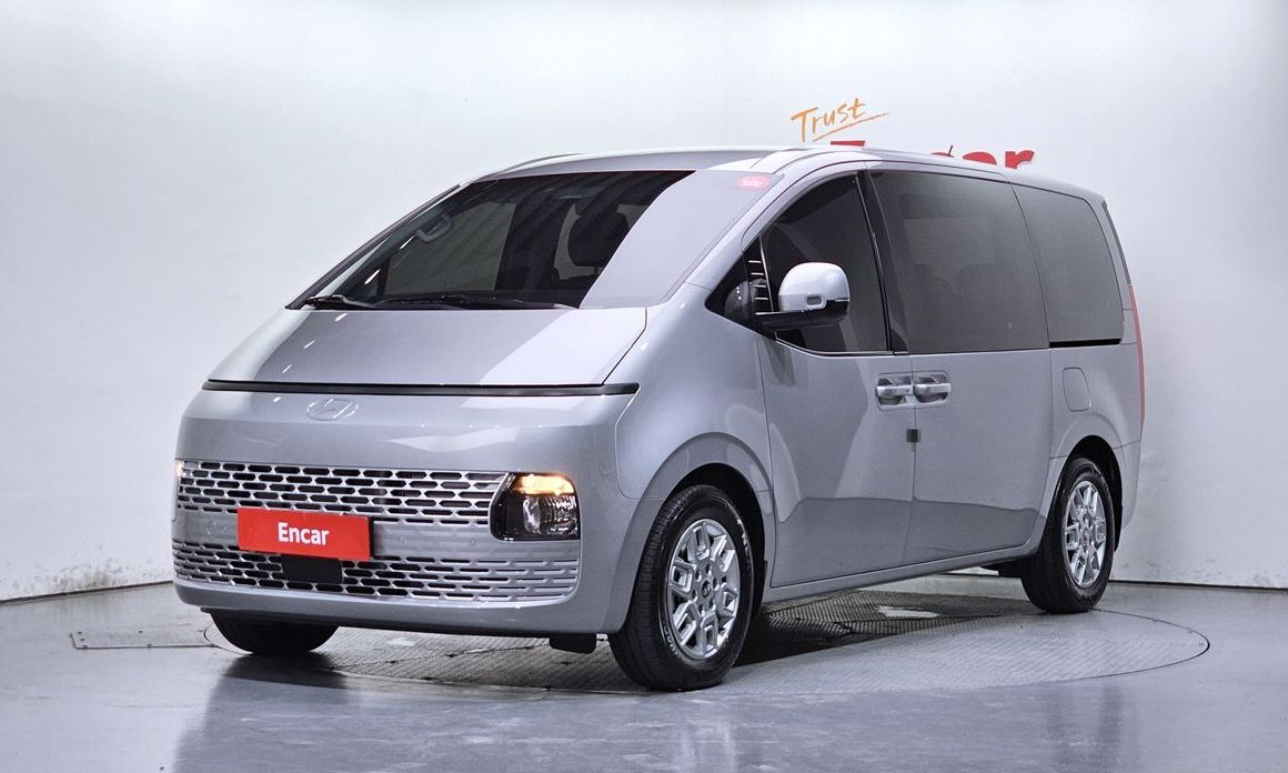 Hyundai Staria 2025