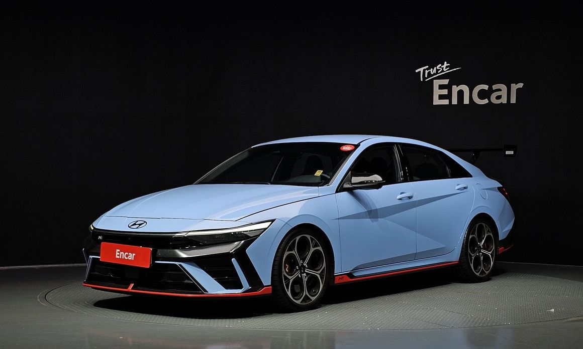 Hyundai AVANTE 2025