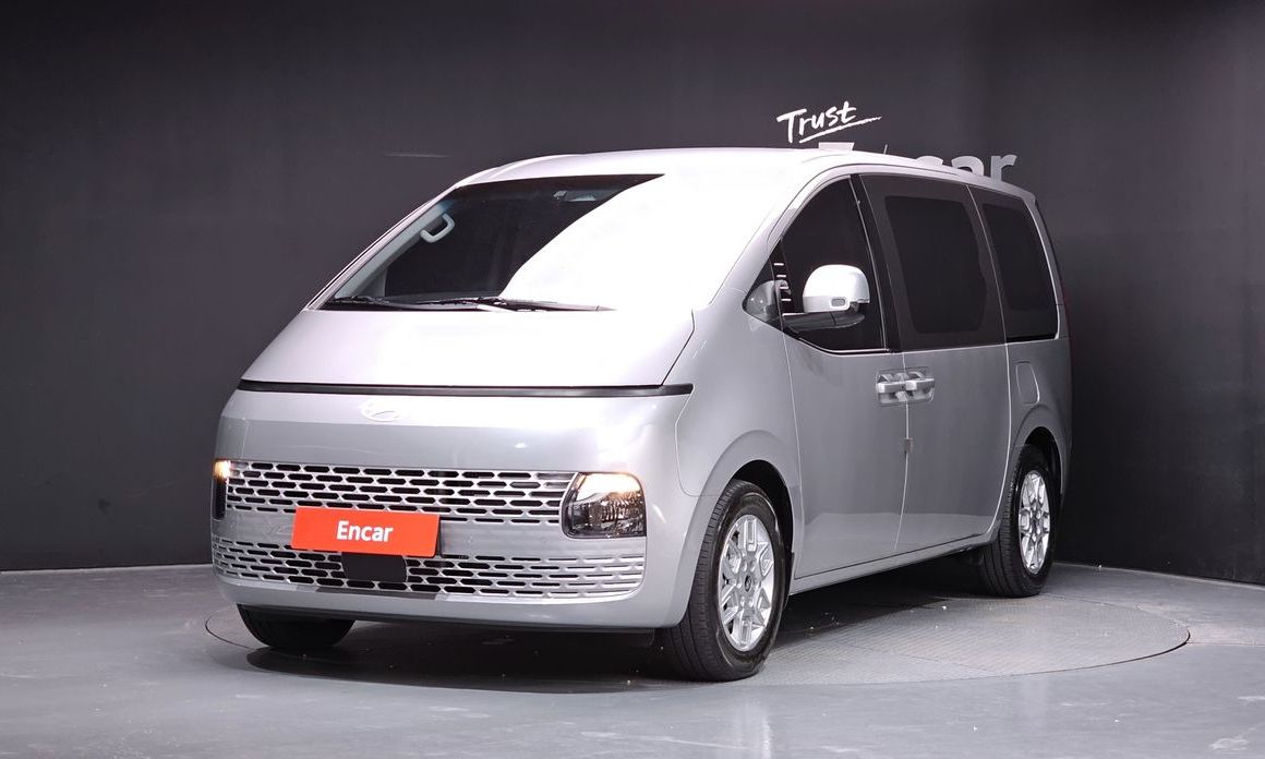 Hyundai Staria 2025