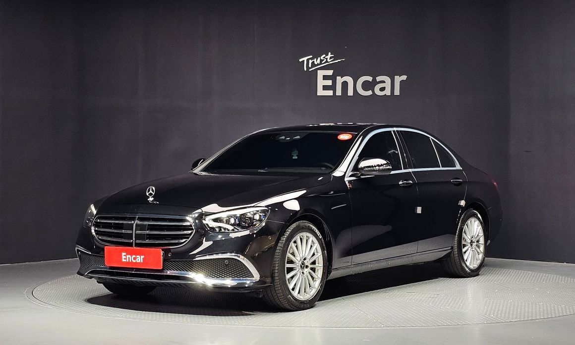 Mercedes-Benz E-Class 2021