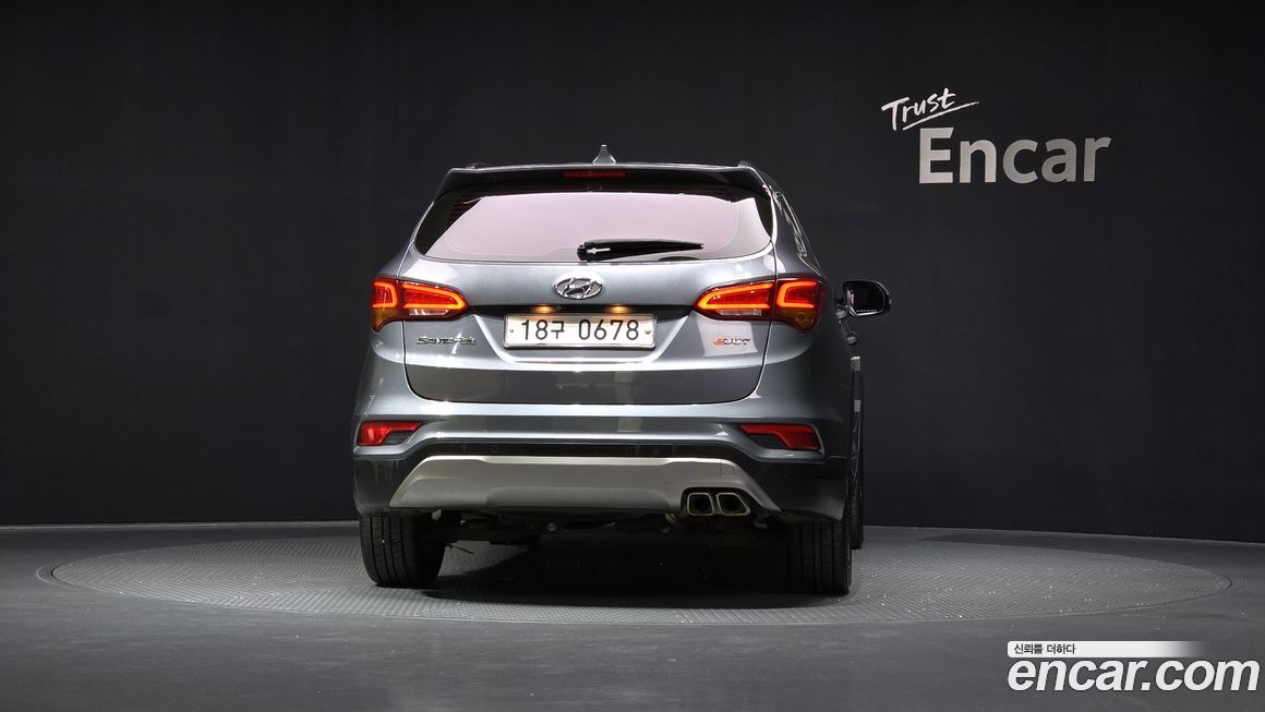 Hyundai Santafe 2016