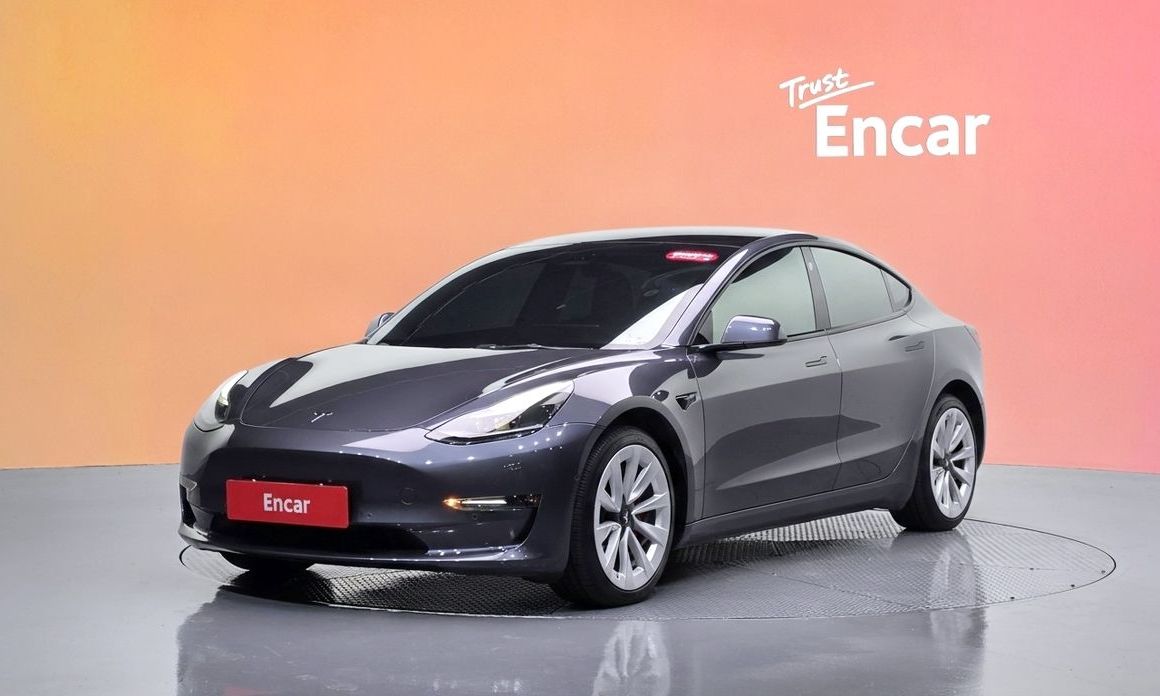 Tesla Model 3 2022