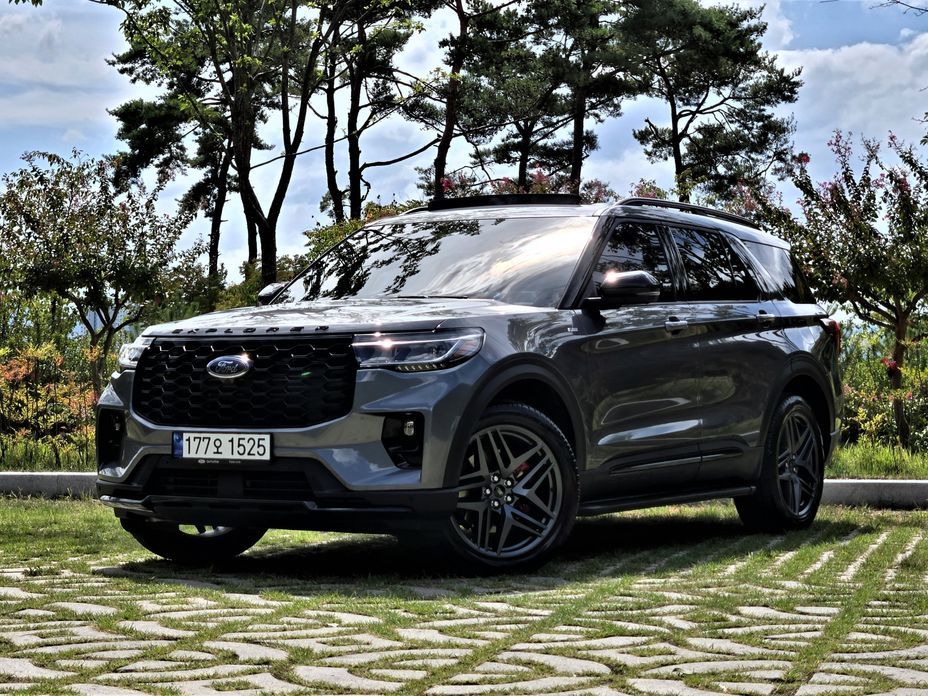 Ford Explorer 2025