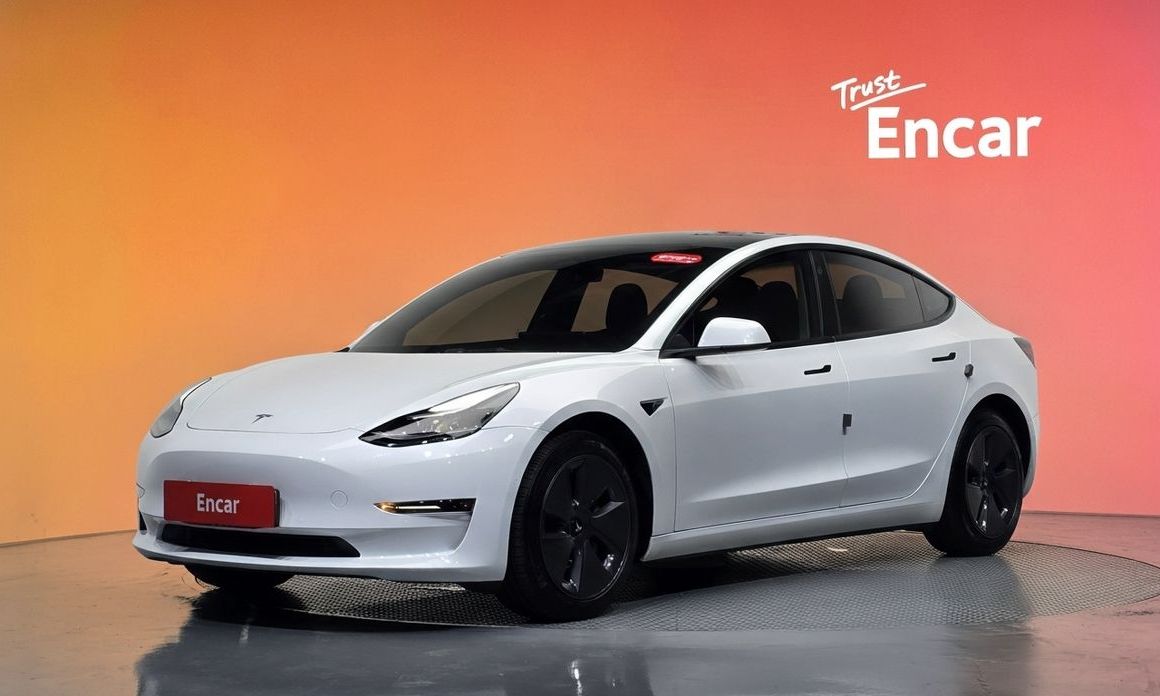 Tesla Model 3 2022