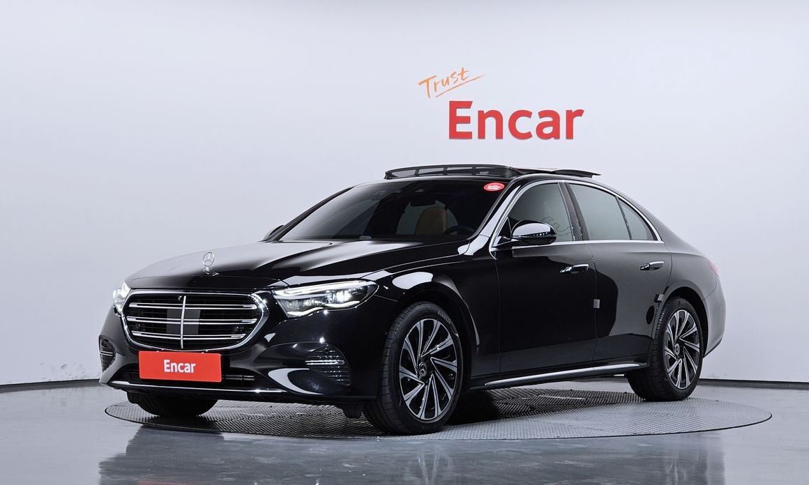 Mercedes-Benz E-Class 2025