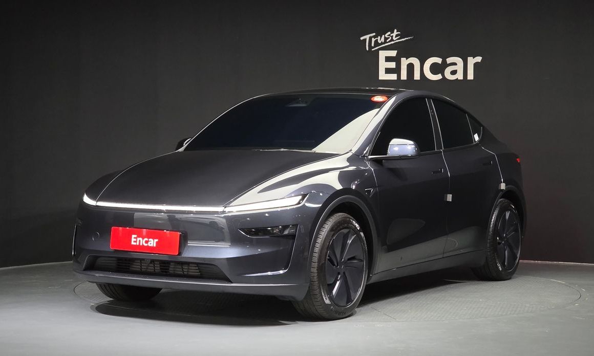 Tesla Model Y 2026