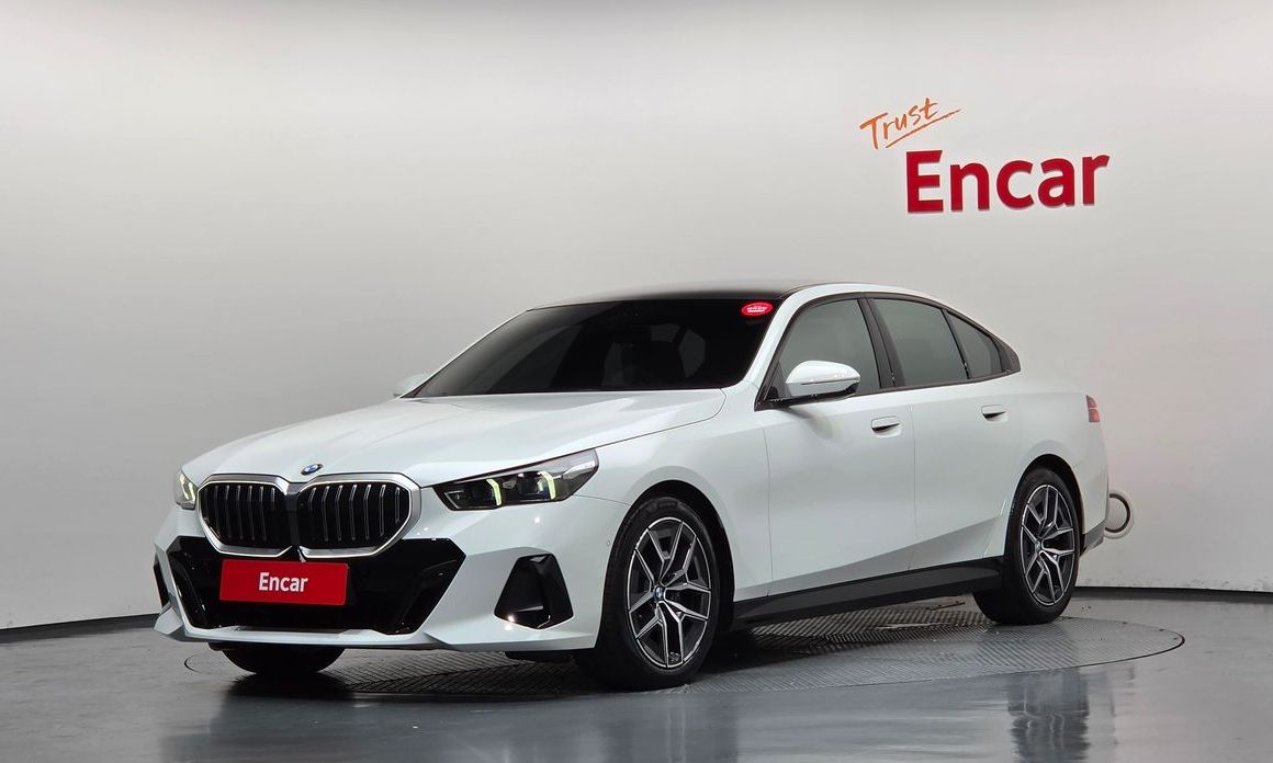 BMW 5-Series 2026