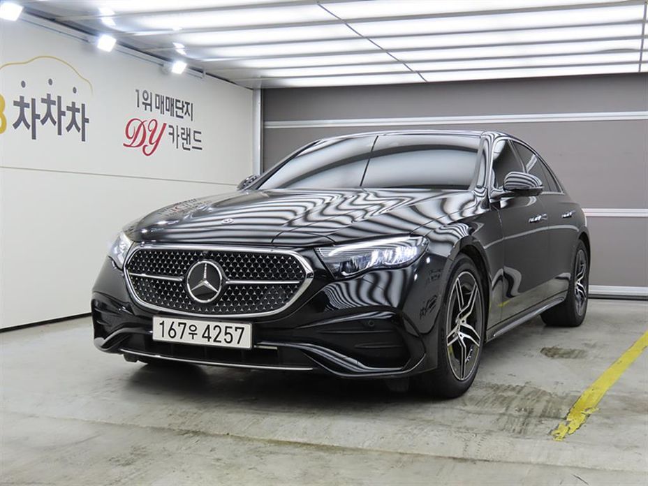Mercedes-Benz E-Class 2026