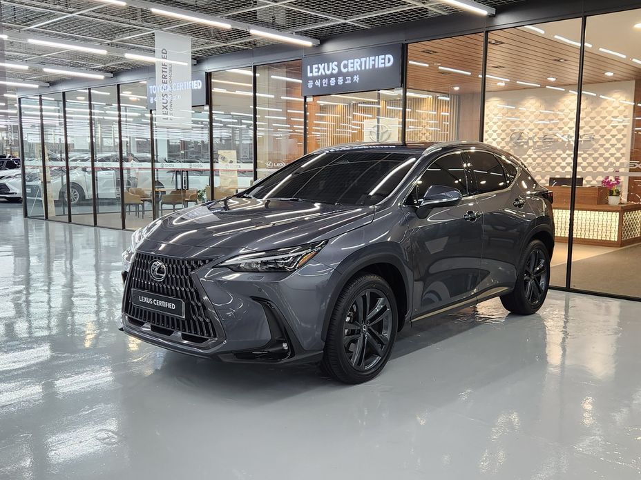 Lexus NX 2026