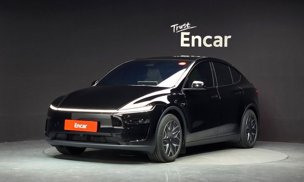 Tesla Model Y 2026