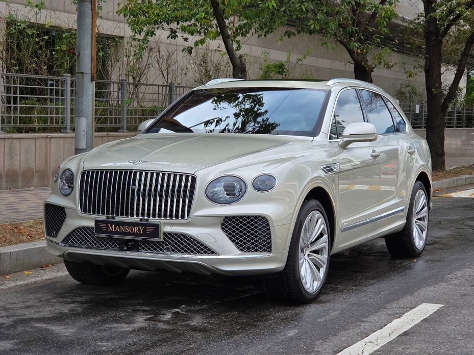 Bentley Bentayga 2024