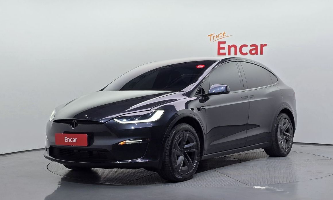 Tesla Model X 2026