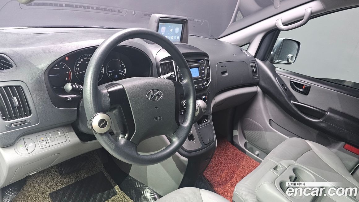 Hyundai Starex 2018