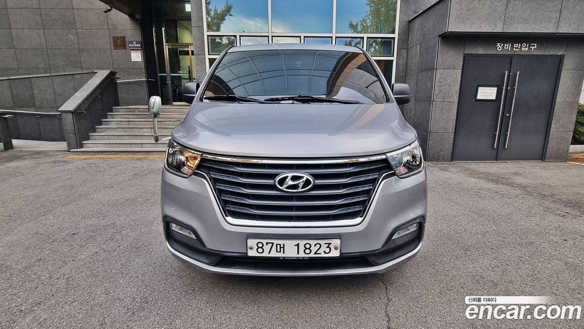 Hyundai Starex 2019