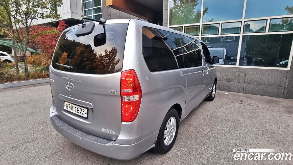 Hyundai Starex 2019