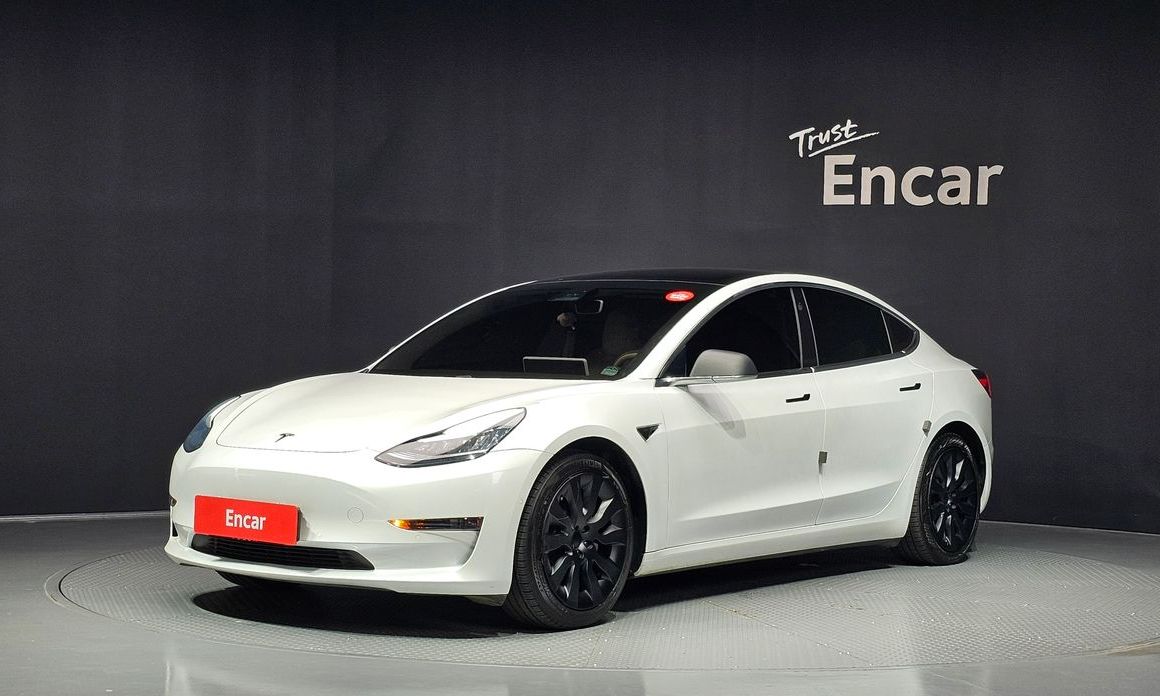 Tesla Model 3 2020