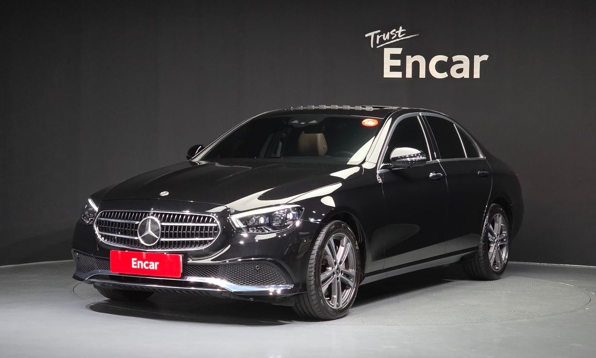 Mercedes-Benz E-Class 2021