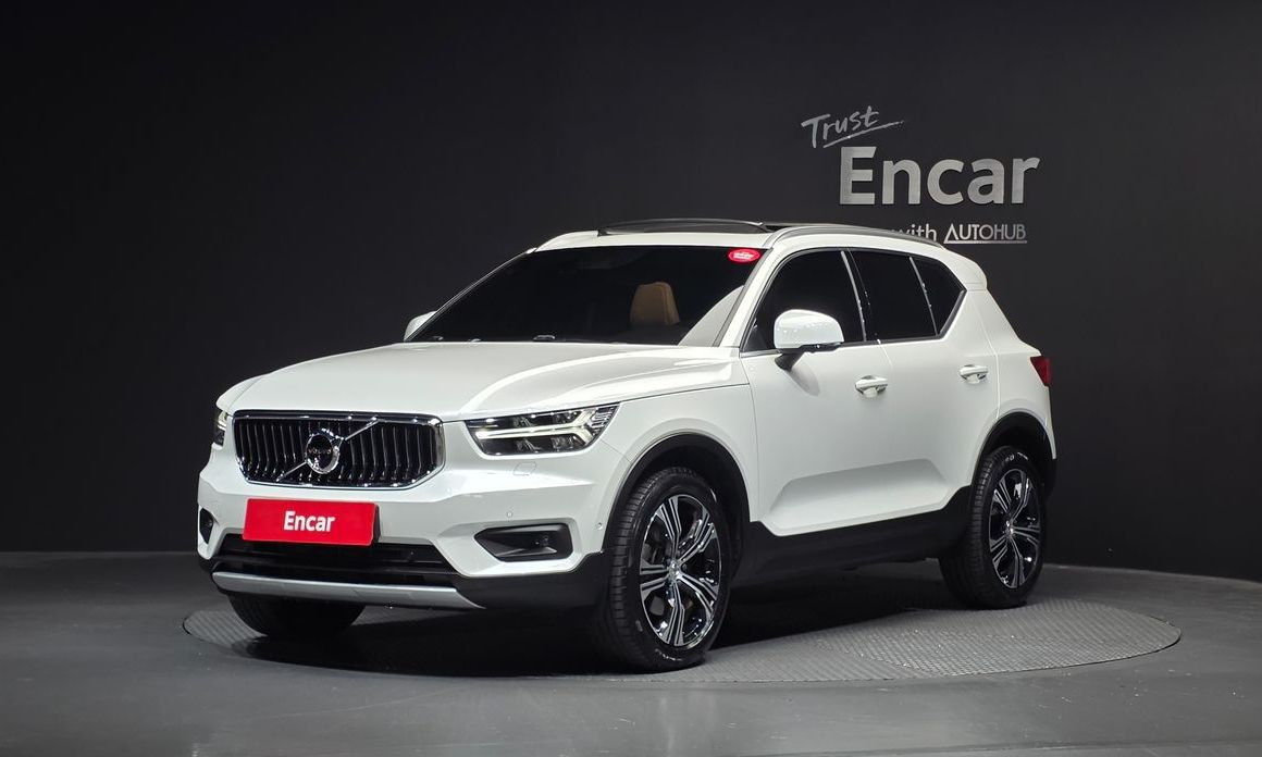 Volvo XC40 2021