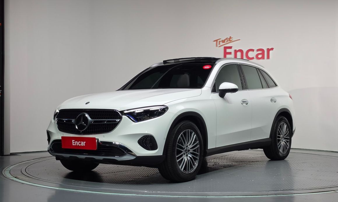 Mercedes-Benz GLC-Class 2026