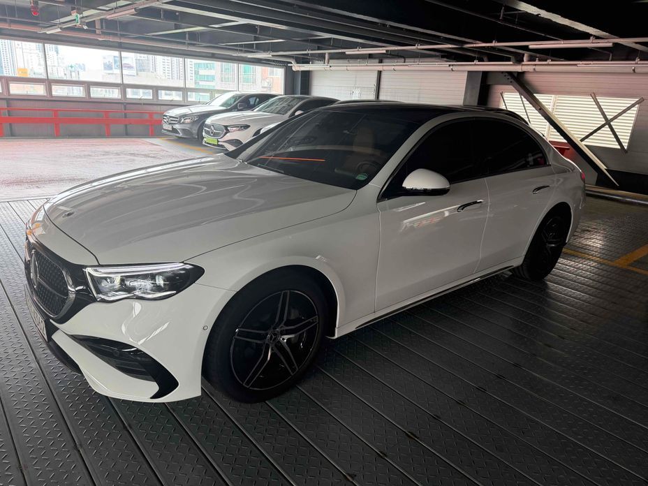 Mercedes-Benz E-Class 2025