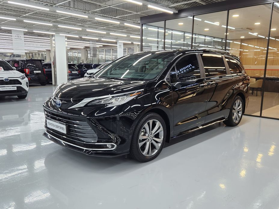 Toyota Sienna 2025