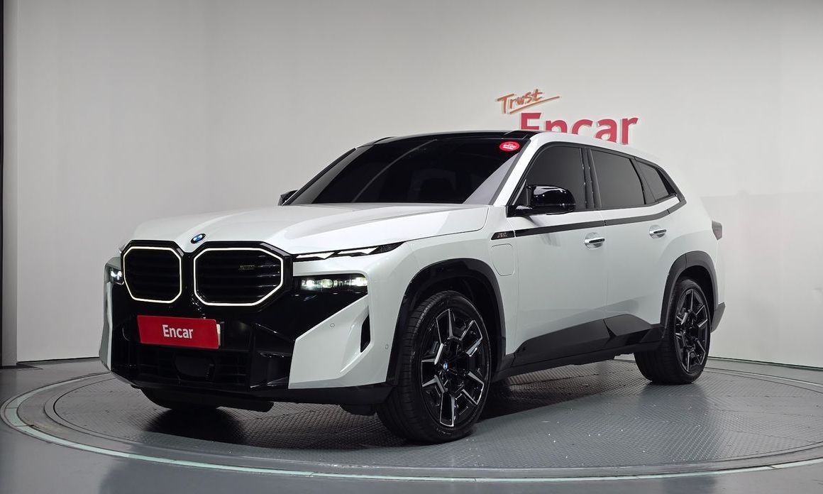 BMW XM 2023