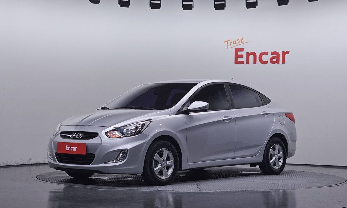 Hyundai Accent 2015