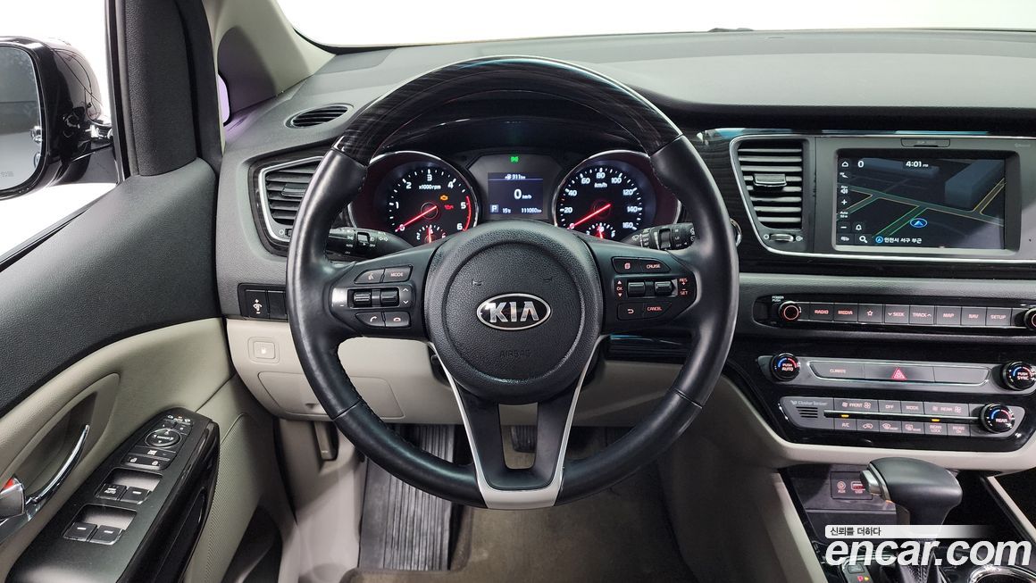 Kia Canival 2019