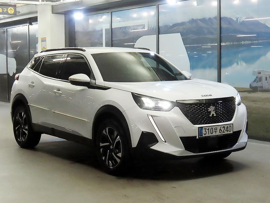 Peugeot 2008 2021