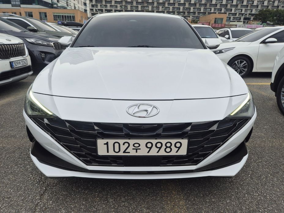 Hyundai AVANTE 2023