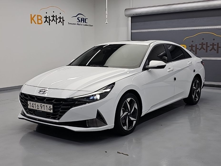Hyundai AVANTE 2021