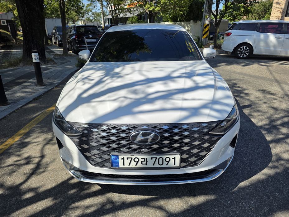 Hyundai Grandeur 2022