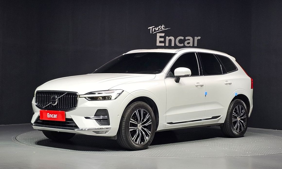 Volvo XC60 2022