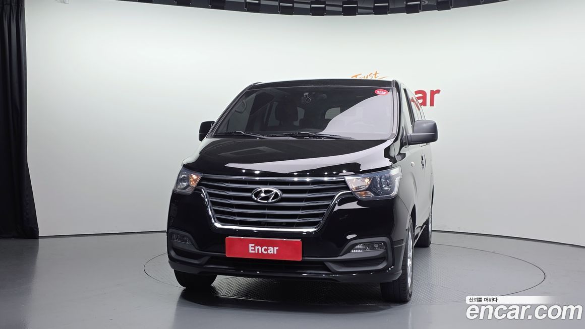 Hyundai Starex 2019