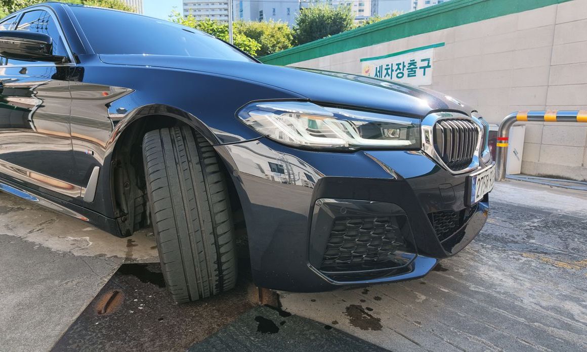 BMW 5-Series 2021