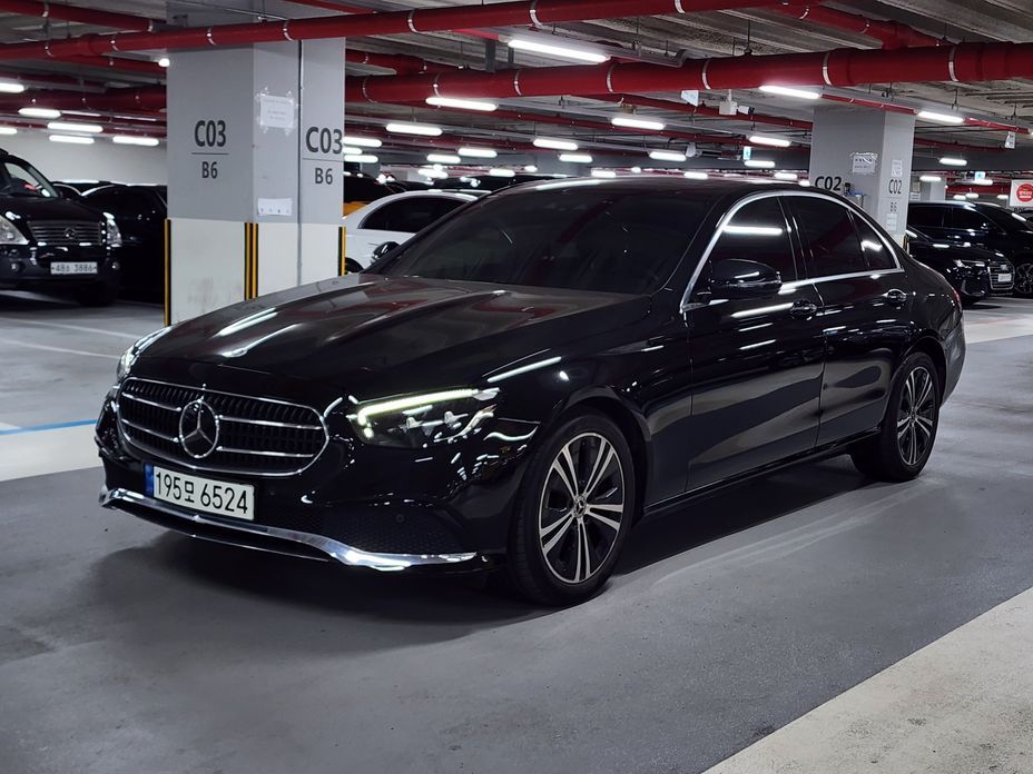 Mercedes-Benz E-Class 2021