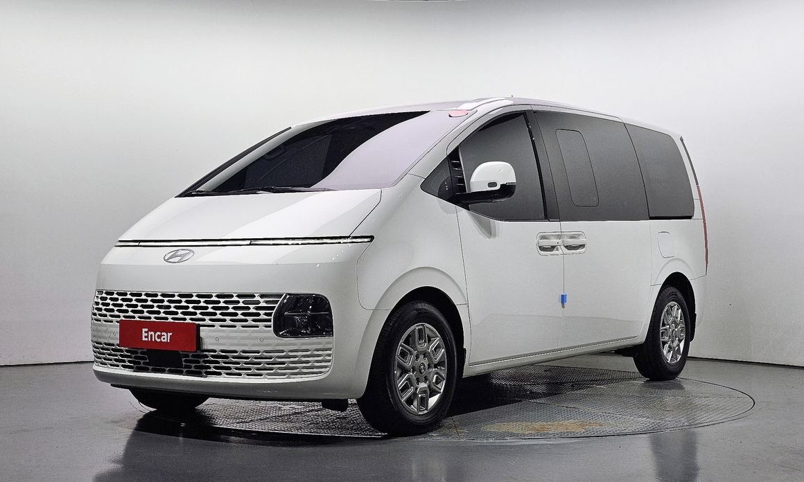 Hyundai Staria 2025