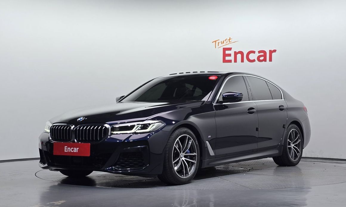 BMW 5-Series 2023