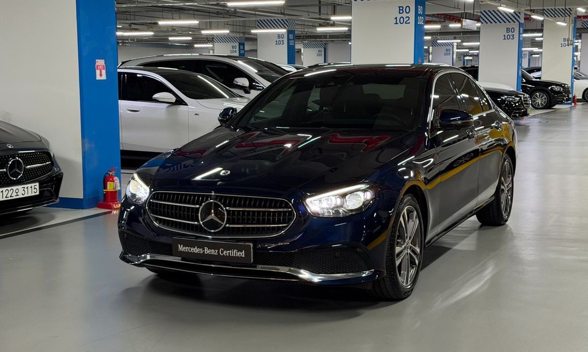 Mercedes-Benz E-Class 2021