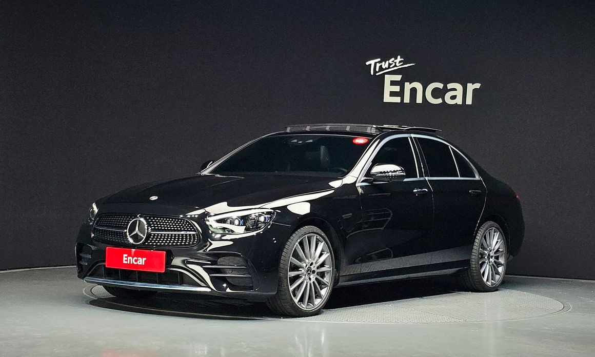 Mercedes-Benz E-Class 2021