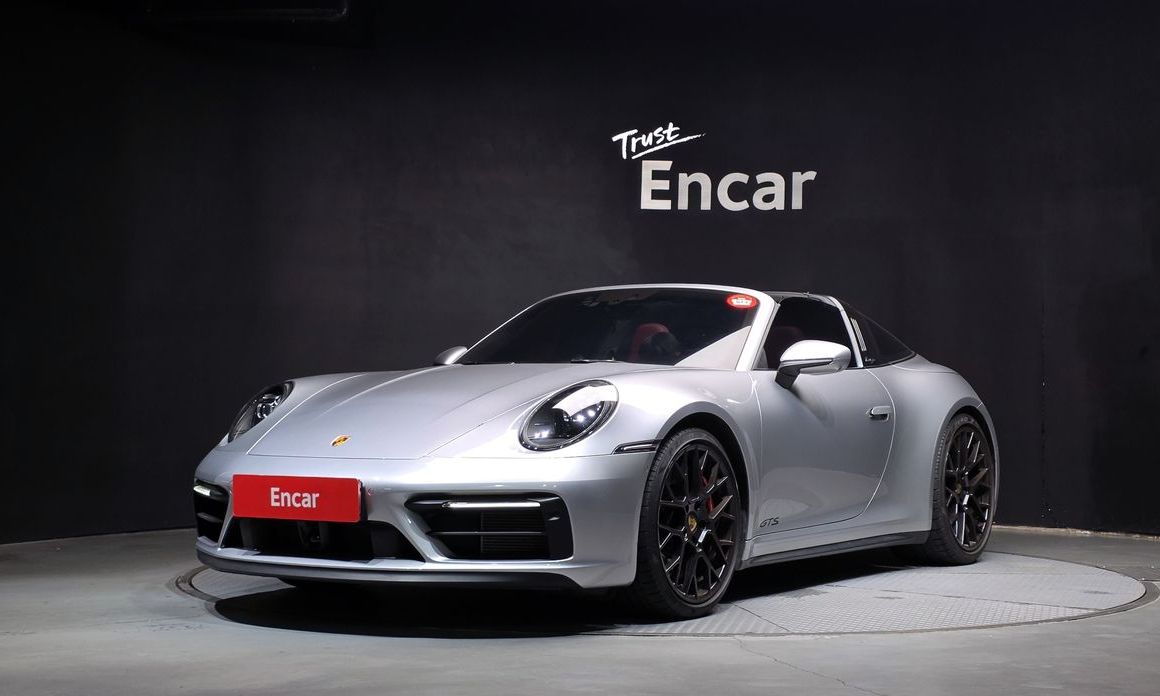 Porsche 911 2023