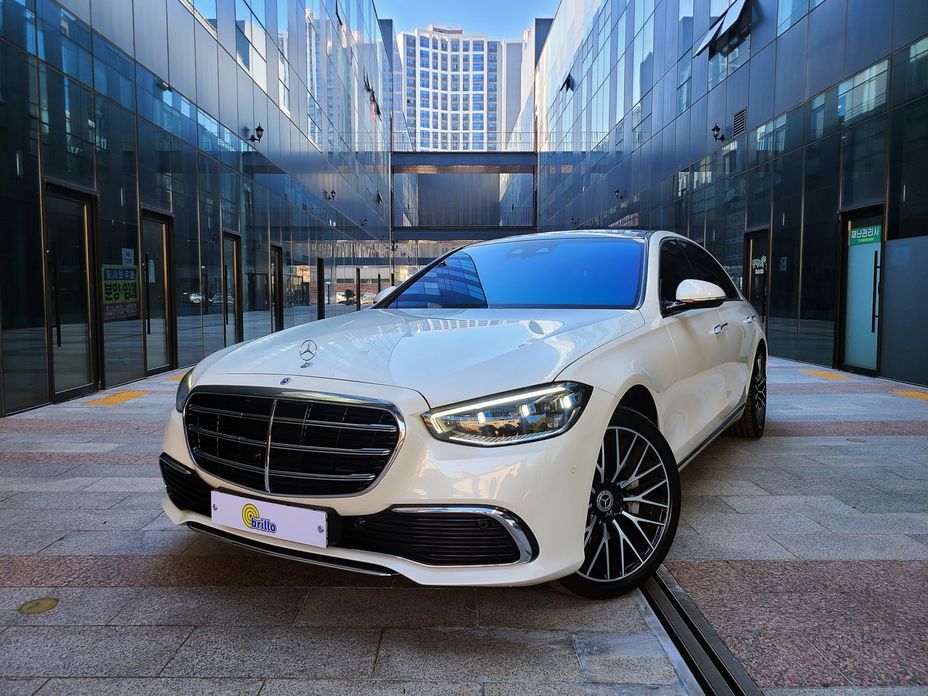 Mercedes-Benz S-Class 2022
