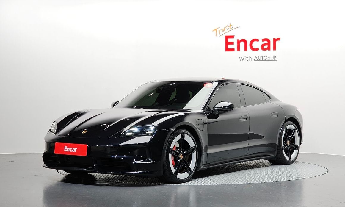 Porsche Taycan 2025
