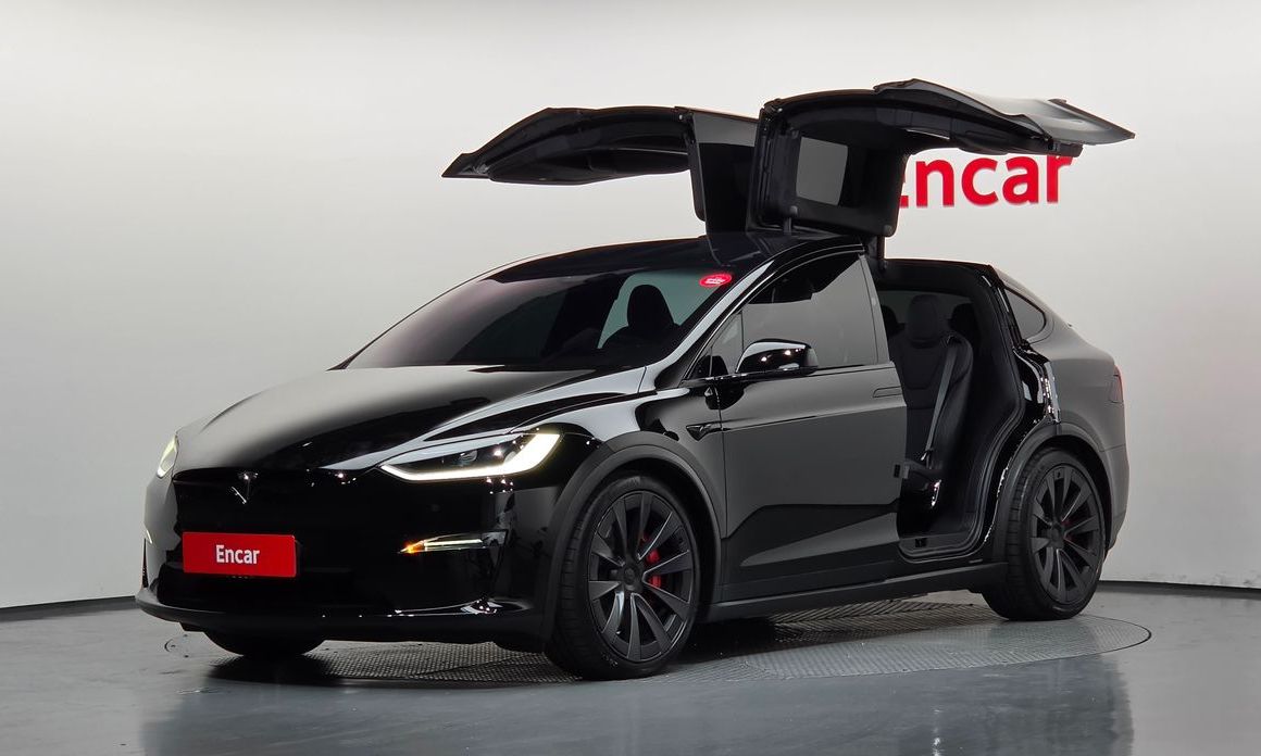 Tesla Model X 2024